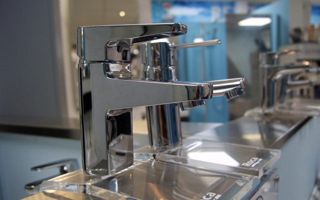 Roca Chrome Basin Taps - Stylish and Functional